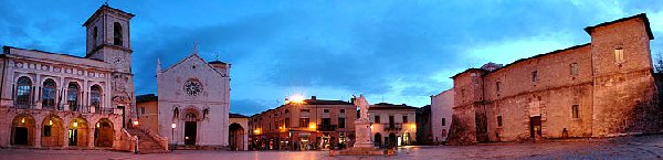 Marktplatz von Norcia